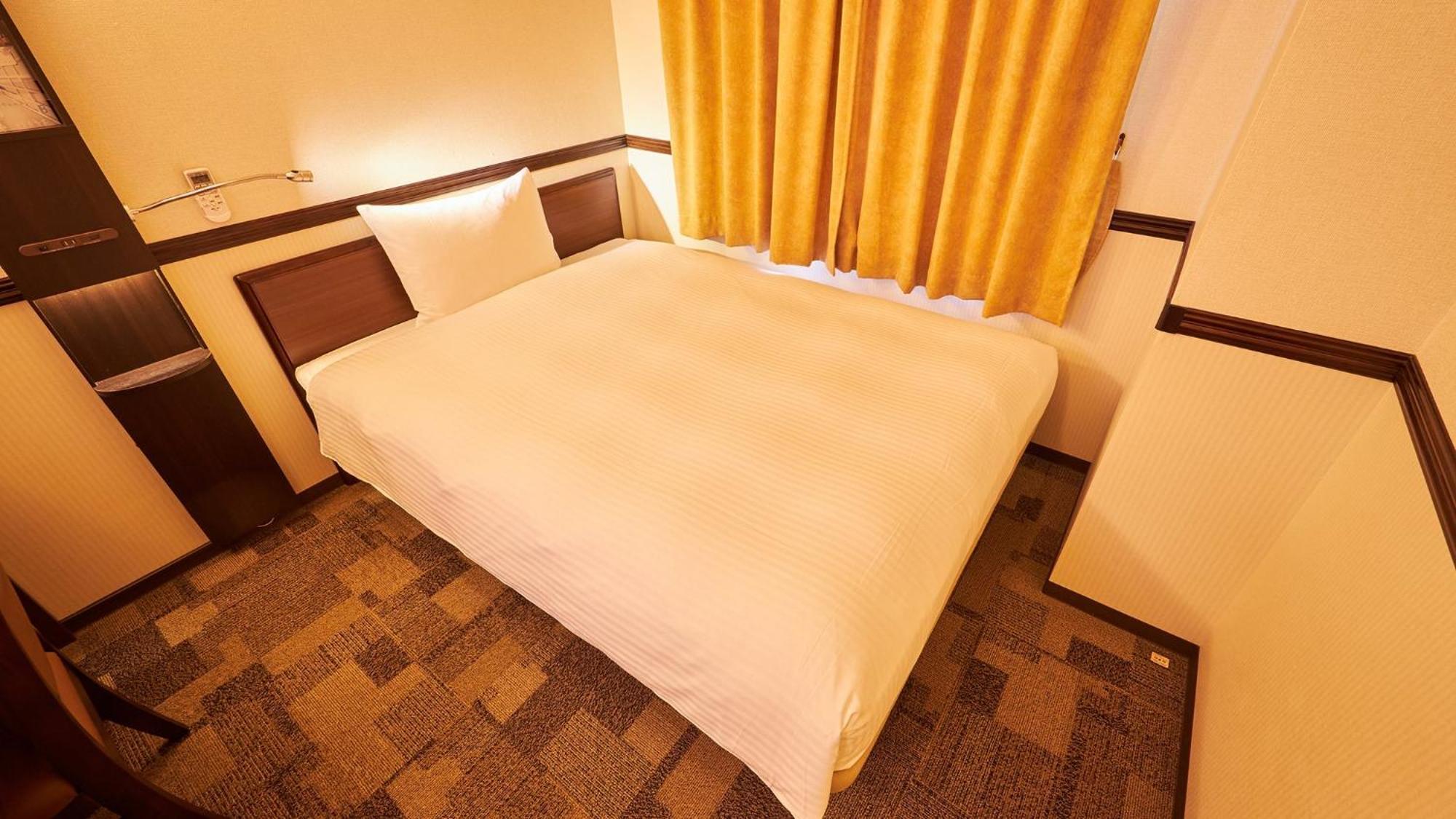 Toyoko Inn Tsu Eki Nishi Guchi Room photo